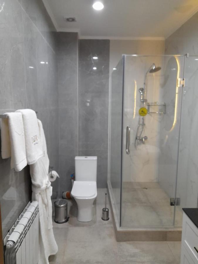Dora Hotel Shymkent Exterior foto